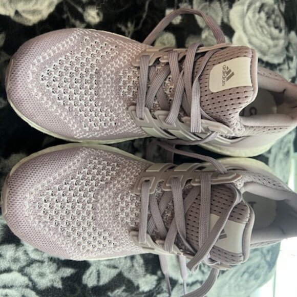 Adidas lifestyle running ULTRABOOST 1.0 SHOES, Women, size 6 - Picture 4 of 6